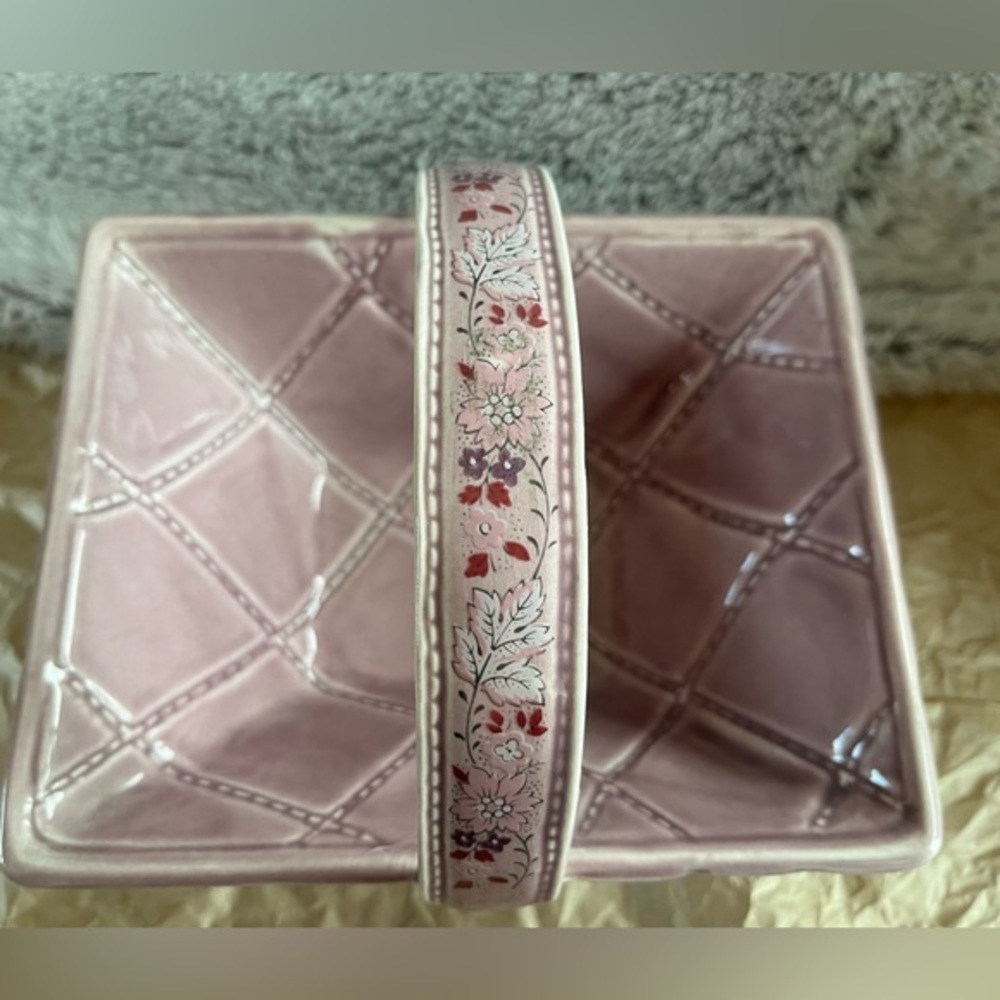 Department‎ 56 ceramic basket floral pattern with flowers - Picture 3 of 7